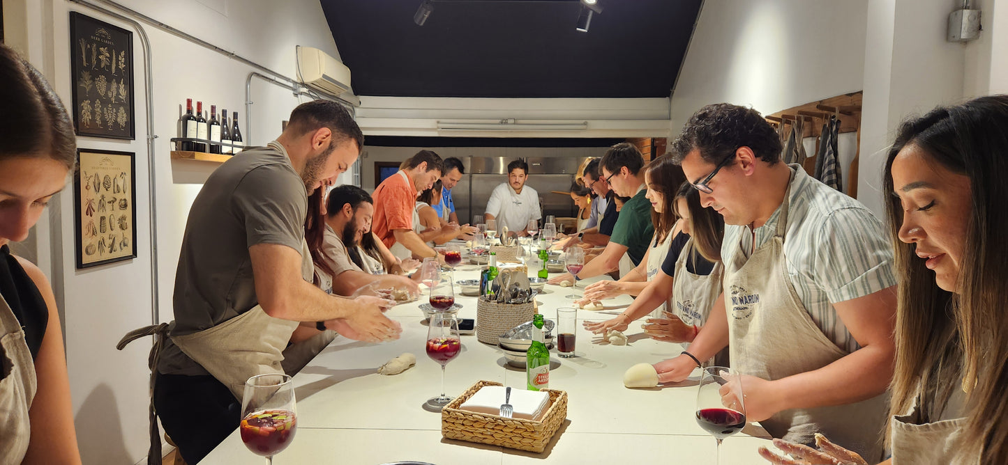 Jueves 6 Noviembre  · Clase Abierta Pizza ·  20:00 hrs