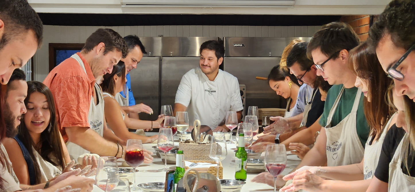 Jueves 6 Noviembre  · Clase Abierta Pizza ·  20:00 hrs